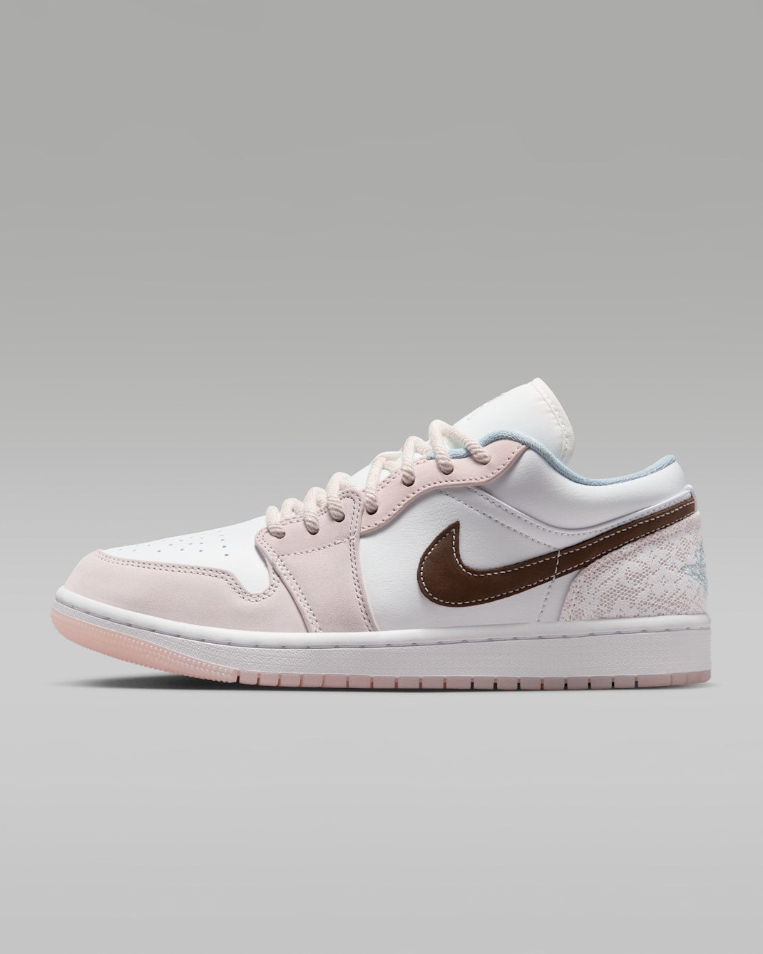 WMNS AIR JORDAN 1 LOW