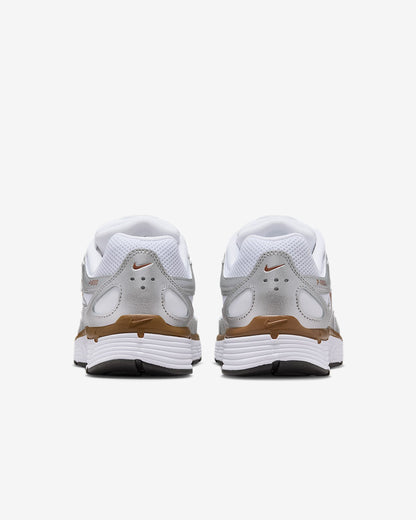 NIKE W P-6000