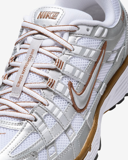 NIKE W P-6000