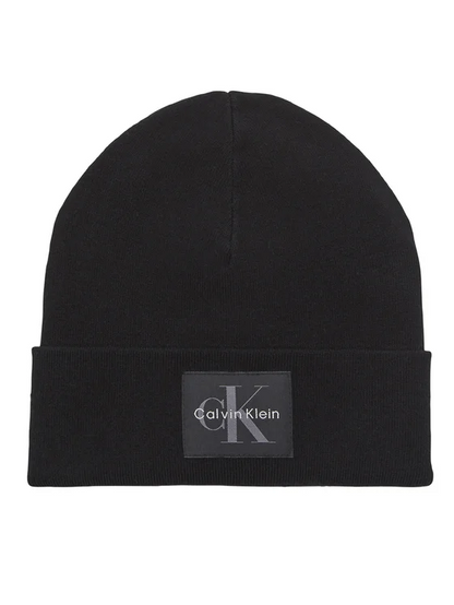 CALVIN KLEIN MONOLOGO PATCH BEANIE