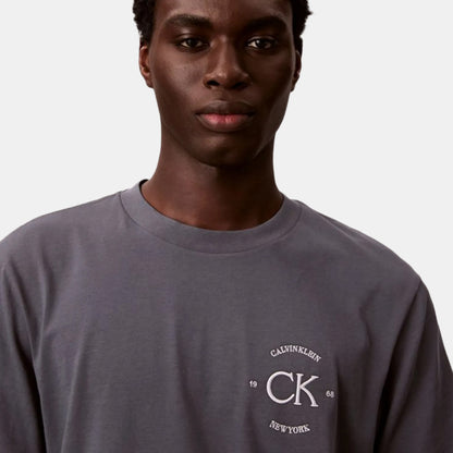 CALVIN KLEIN 20S APRIL GRAPHIC SEASONAL FASHION