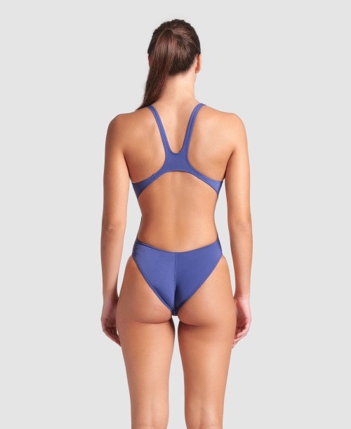 ARENA SWIMSUIT TECH SOLID