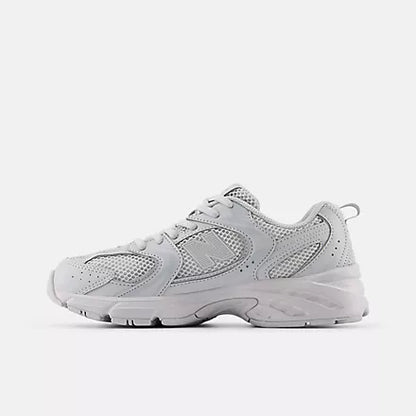 NEW BALANCE W