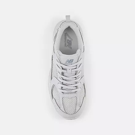 NEW BALANCE W