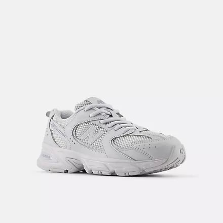 NEW BALANCE W