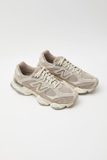 NEW BALANCE 9060 SHOE