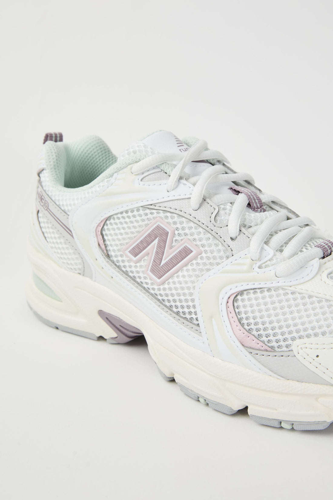 NEW BALANCE U530