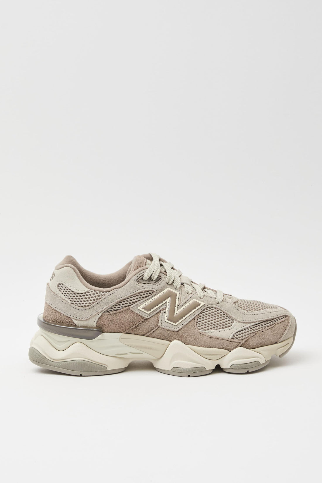 NEW BALANCE 9060 SHOE