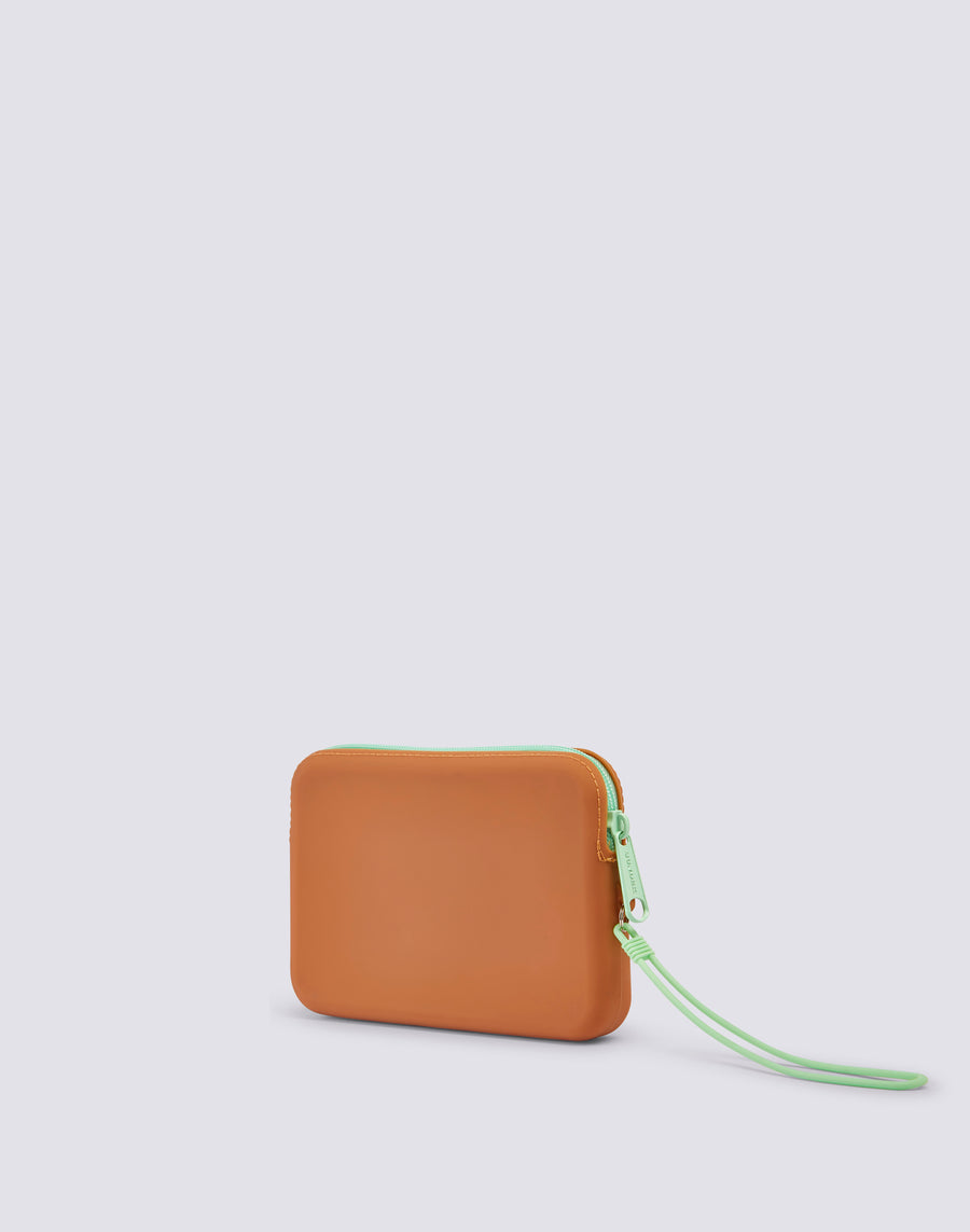 SUNDEK SMALL NECESSARIE