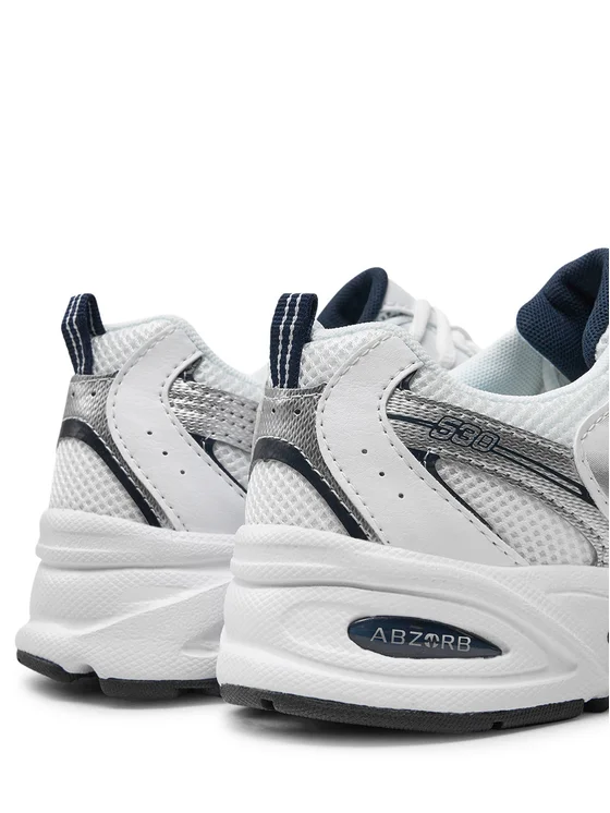 NEW BALANCE 530