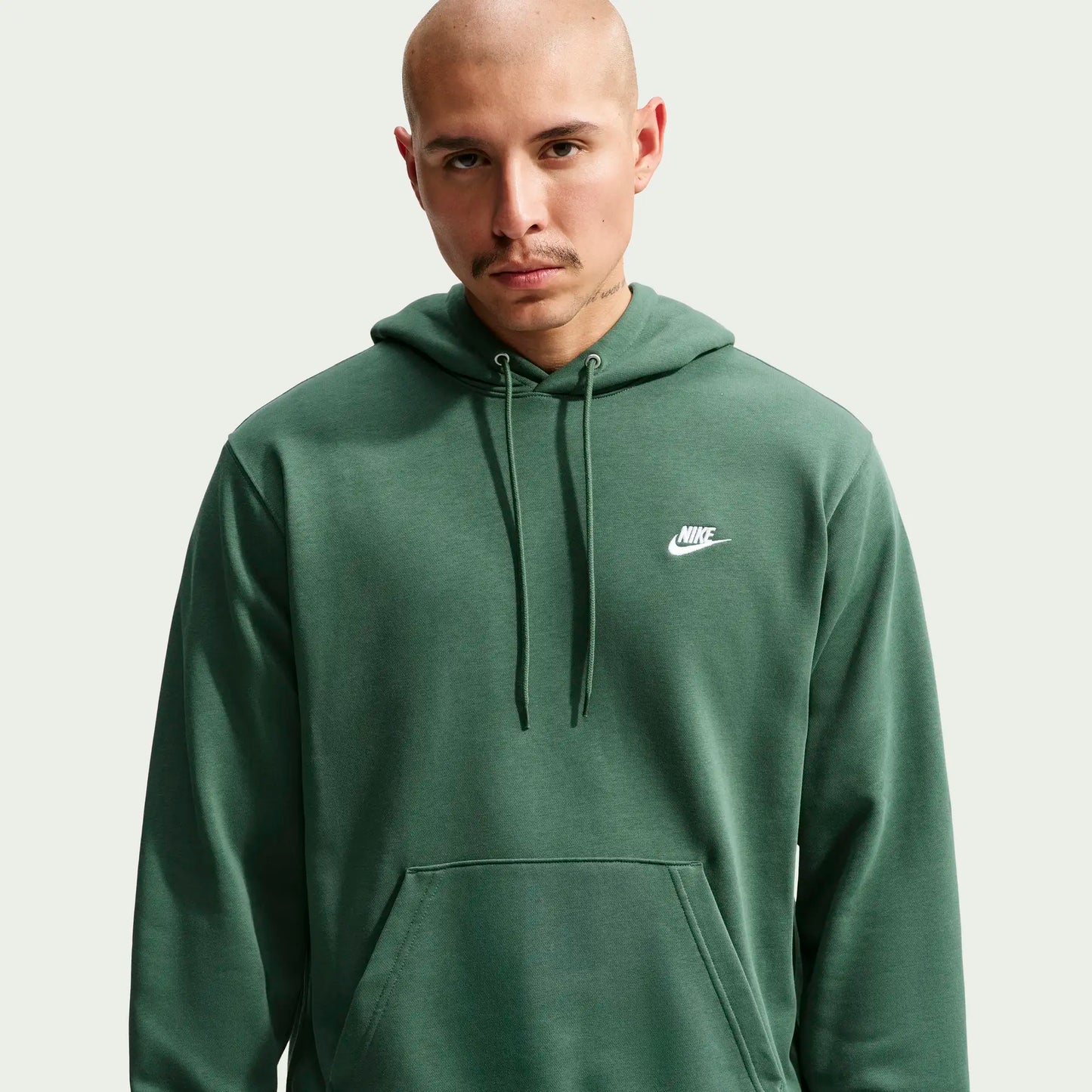 NIKE FRENCH TERRY SWEATSHIRT