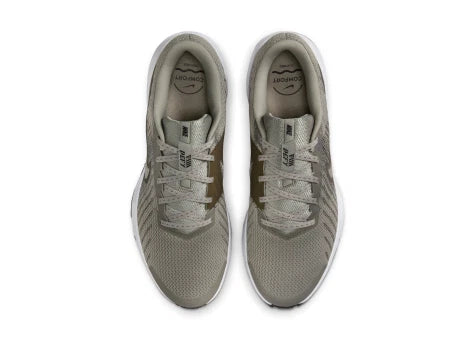 NIKE RUN DEFY