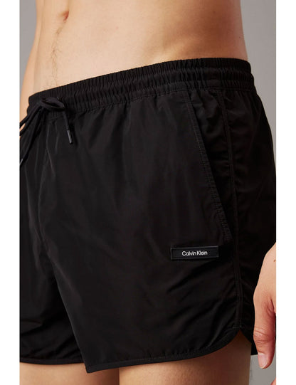 CALVIN KLEIN SHORT RUNNER