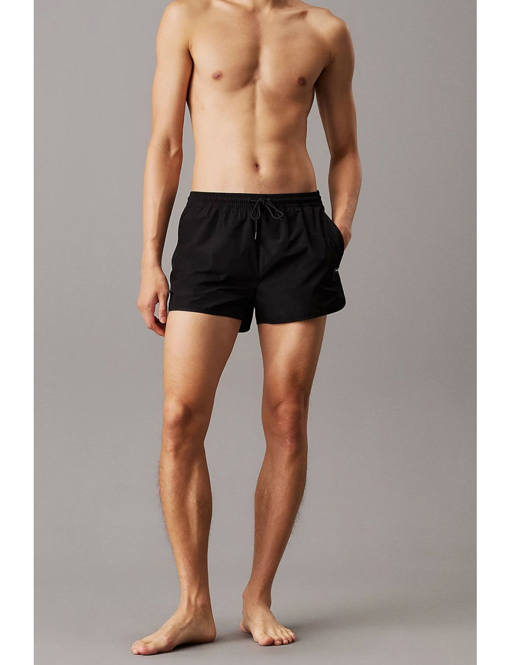 CALVIN KLEIN SHORT RUNNER