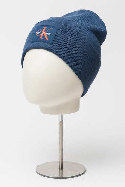 CALVIN KLEIN MONOLOGO PATCH BEANIE