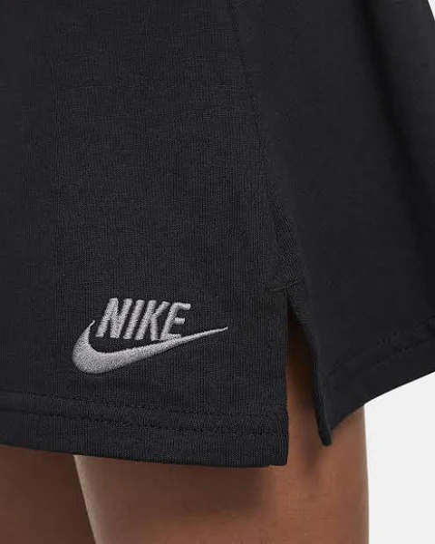 NIKE SPORTSWEAR RUSH