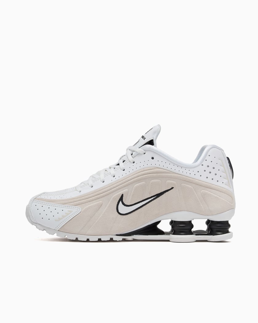 W NIKE SHOX R4