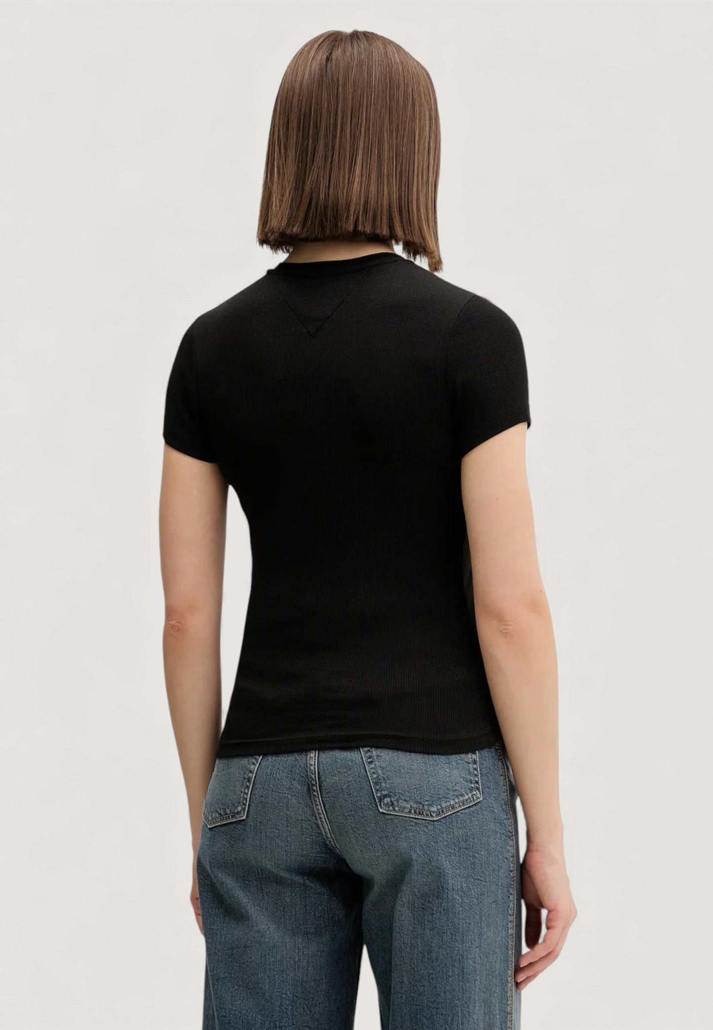 TOMMY JEANS SLIM ESS LOGO 1 RIB TEE EXT