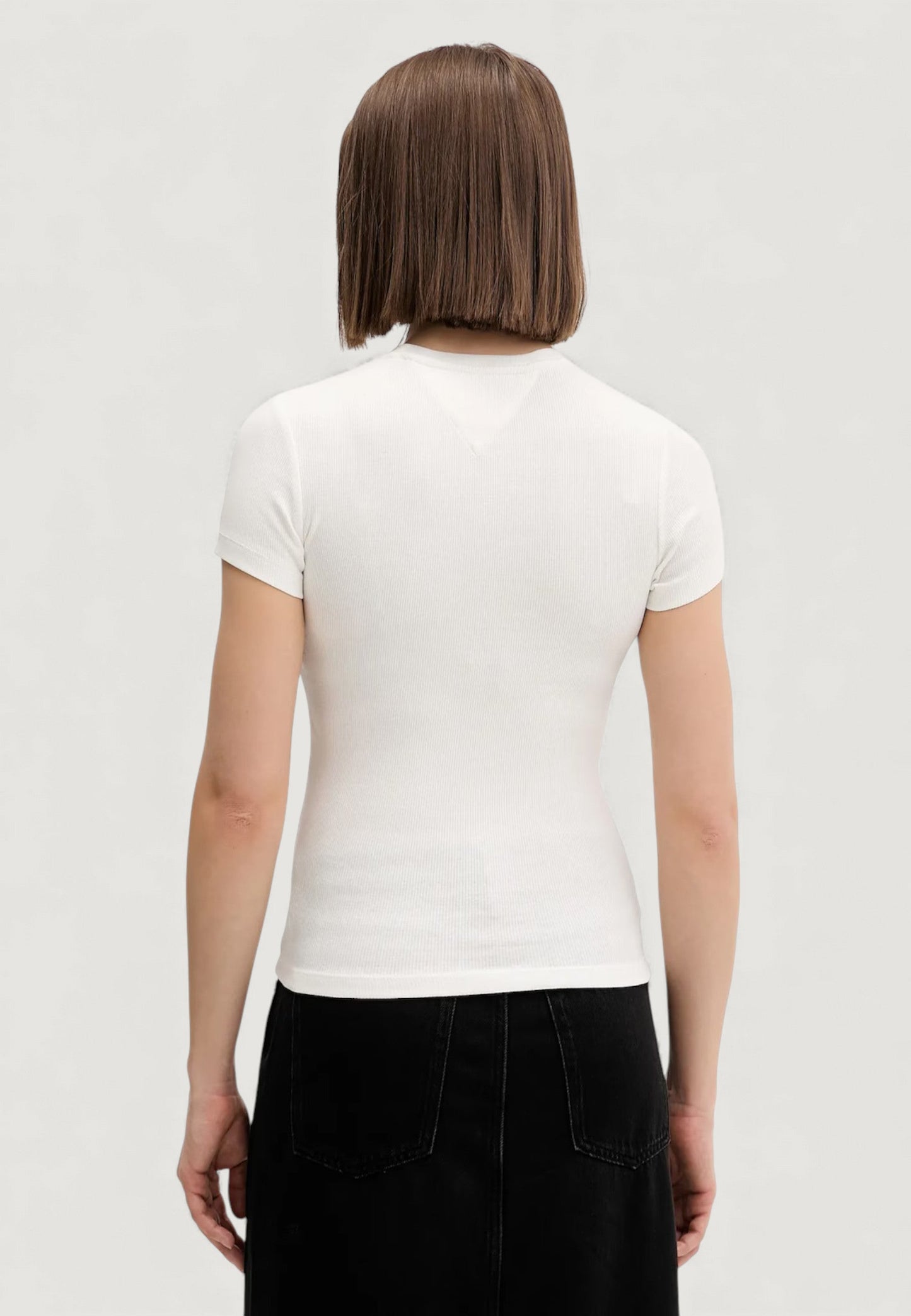 TOMMY JEANS SLIM ESS LOGO 1 RIB TEE EXT