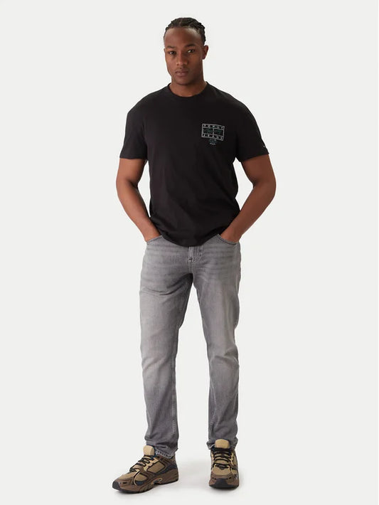 TOMMY JEANS REGULAR SIGN SPRAY SS TEE