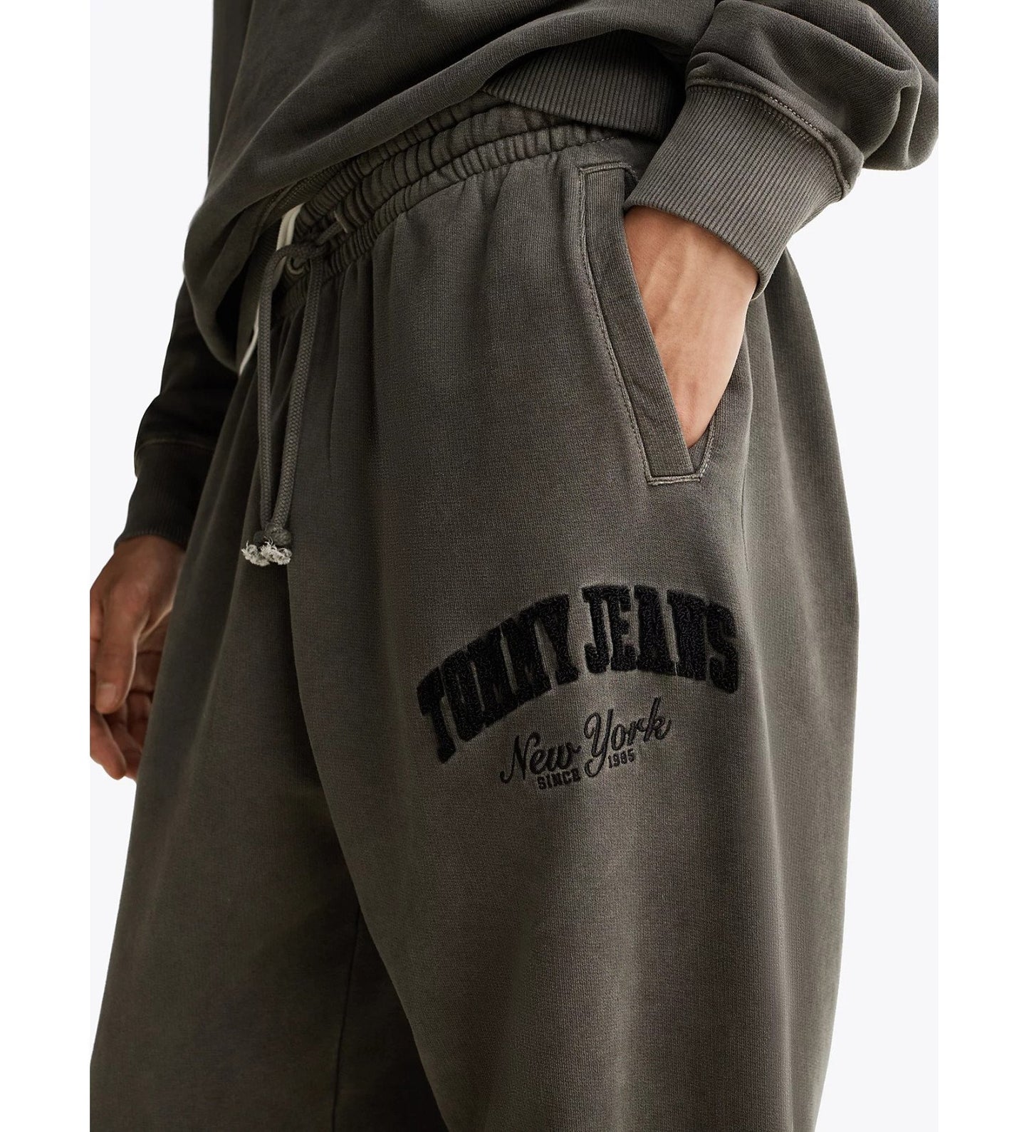 TOMMY JEANS TJM RLX VINTAGE VARS